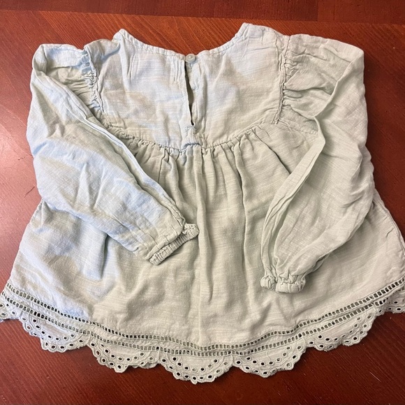 Oshkosh bundle girl’s embroidered jeans size 3T Old Navy Top - Picture 8 of 11